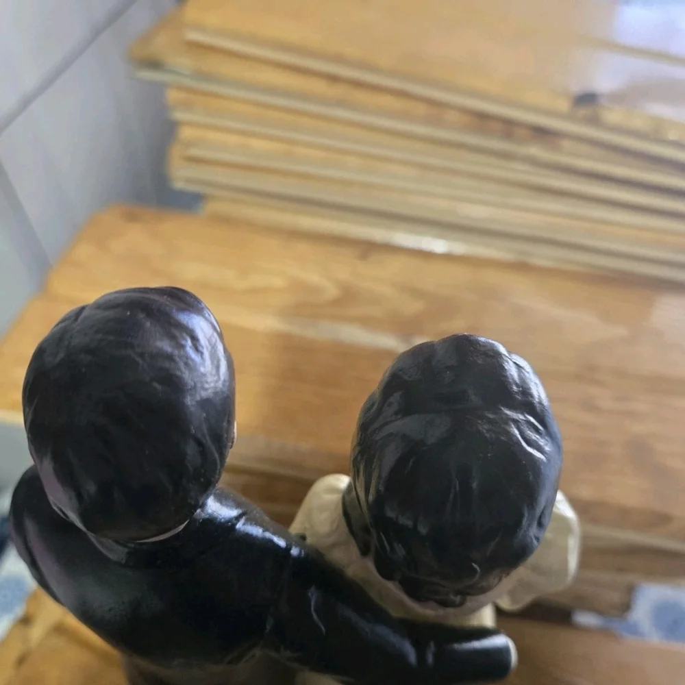 Vintage Marrige Cake Topper Ceramic 1970 Mint Condition